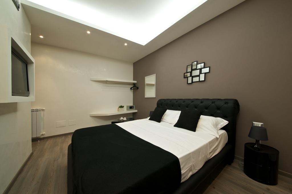 Roma Naif Rooms 外观 照片
